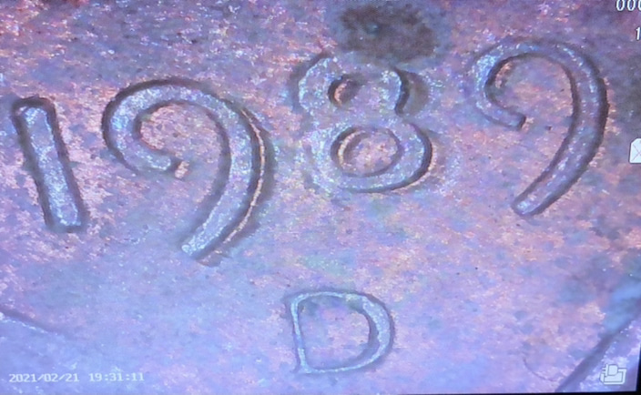 1989-D-Penny-Trying-To-Figure-Out-What-Happened-To-The-Date-And-Text?